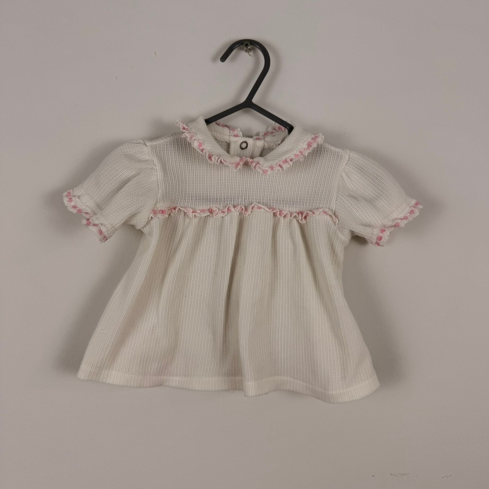 Vintage Holiday Toronto Baby Girl White Ribbed Ruffle Lace Trim‎ Snap Back Top